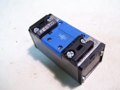 NEW FESTO J-5/2-D-1-C 5WAY/2POS PILOT OPERATED DIRECTIONAL VALVE P3960A