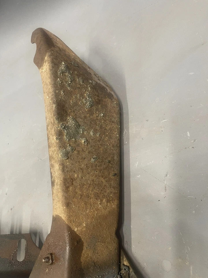 Buick Electra 225 Wildcat 1966 LeSabre parachoques soportes delanteros soportes de montaje OEM Foto 2 de 4