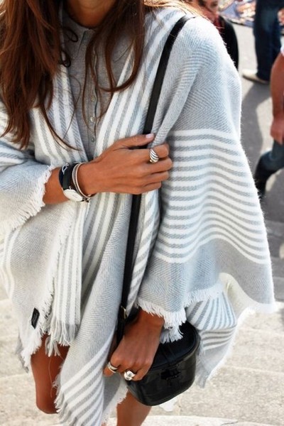 ZARA GREY WHITE TARTAN CHECKED PLAID SCARF BLANKET CAPE REF 4219 / 208 / 811