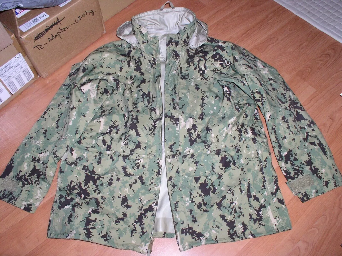 US Navy Seal NWU DEVGRU Type III Digital AOR2 Parka Coat Gore-Tex Jacket