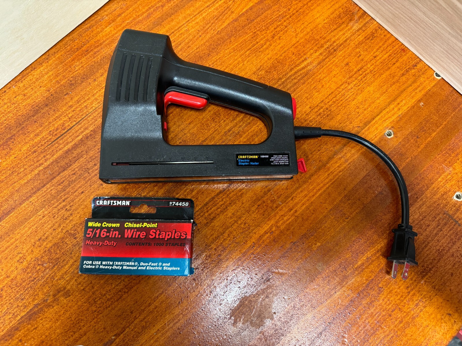 Craftsman 19368496 Electric Stapler Nailer with staples Tested Works