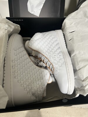 Size 10.5 - Jordan Shine White - 689480-105