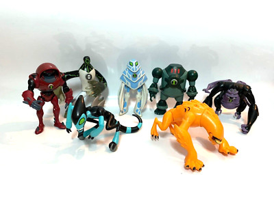 Action Figuren Ben 10 Konvolut Restposten 4inch Figuren XLR8 Spider Monkey etc (K6)