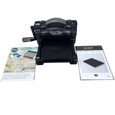 Stampin Up Sizzix Big Shot Machine Bundle, Standard Cutting Pads, Embossing Mats