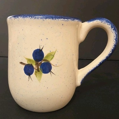 Vintage Handmade Studio Art Pottery 4'' Blueberry Mug Made In Maine