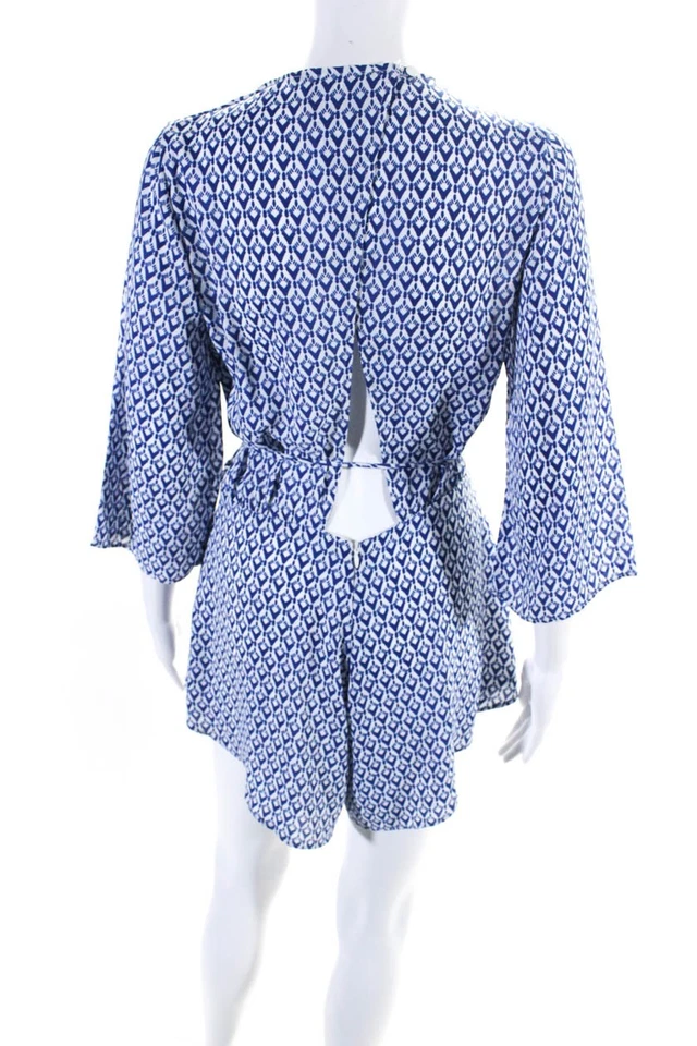 Vestido Romper Olivaceous Feminino Azul Branco Estampado Decote V Manga Longa Tamanho M - Imagem 3 de 4