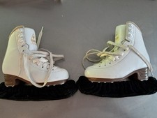 Jackson Mystique Girls Size 12 Figure Skates Mark II Blades with Skate Covers