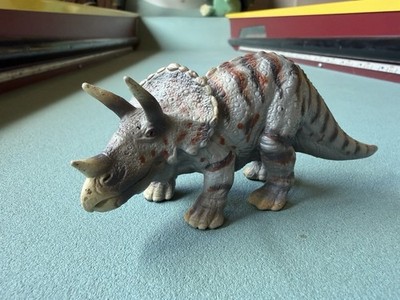 Schleich Triceratops Dinosaur 2002 Retired Figure Jurassic Toy Prehistoric