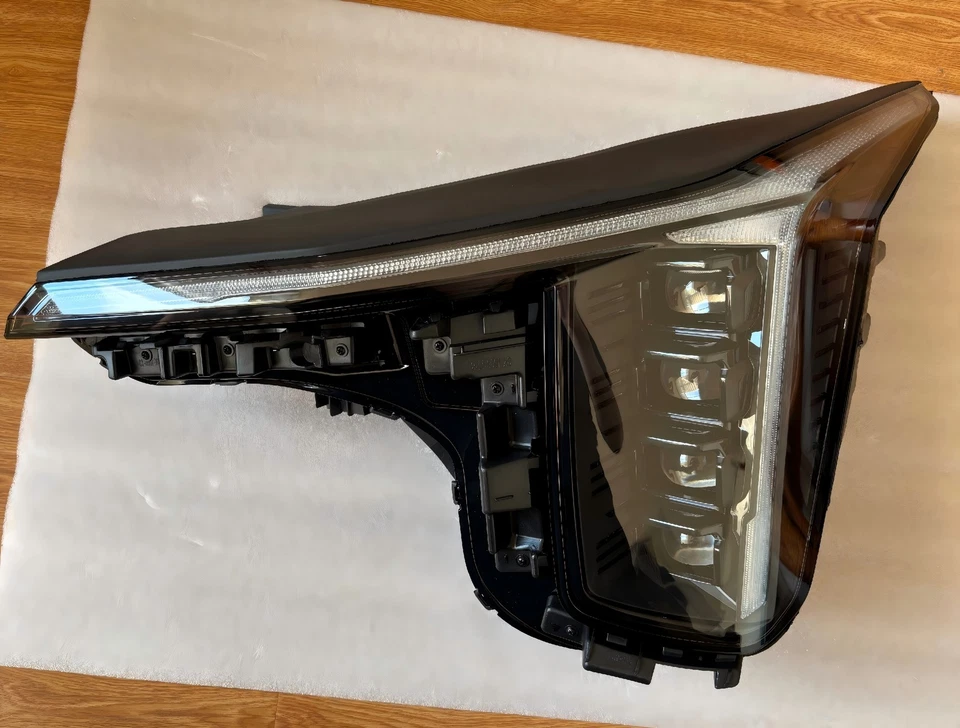 Conjunto de faros para proyector de fábrica lado izquierdo KIA SORENTO 2024-2025 92101R5600 Foto 2 de 4