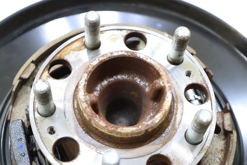 KIA SORENTO 2016-2020 suspensión trasera derecha husillo nudillo y buje OEM 58270C6000 - Imagen 8 de 15