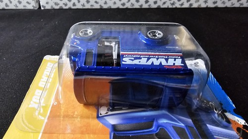 Hot Wheels (14/52)Bread Box 2010 HW Premiere (Blue)Short Card (14/214) R0929 - Picture 6 of 11