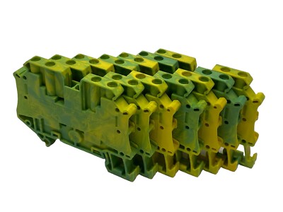 Phoenix Contact UT 4-QUATTRO-PE Ground Terminal Block LOT OF 7