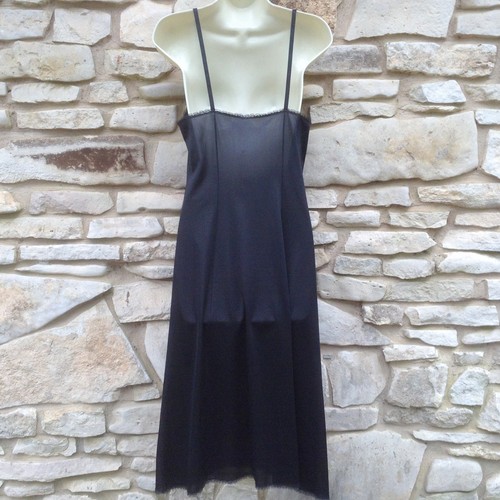 Vanity Fair Full Slip Black Nylon Womens 34 Scalloped Lace Bodice and Hem Vtg - Picture 5 of 6