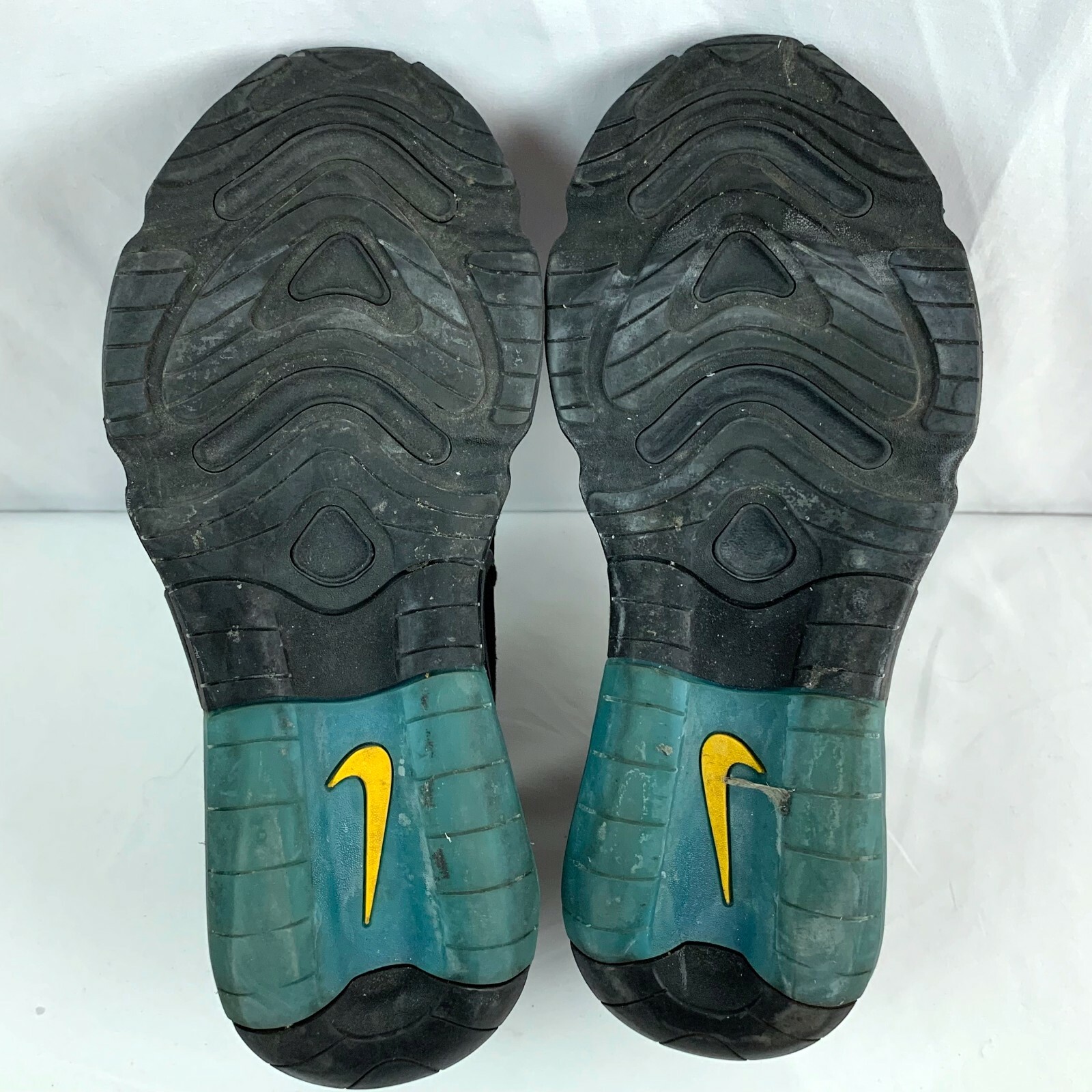 nike air max 200 bordeaux