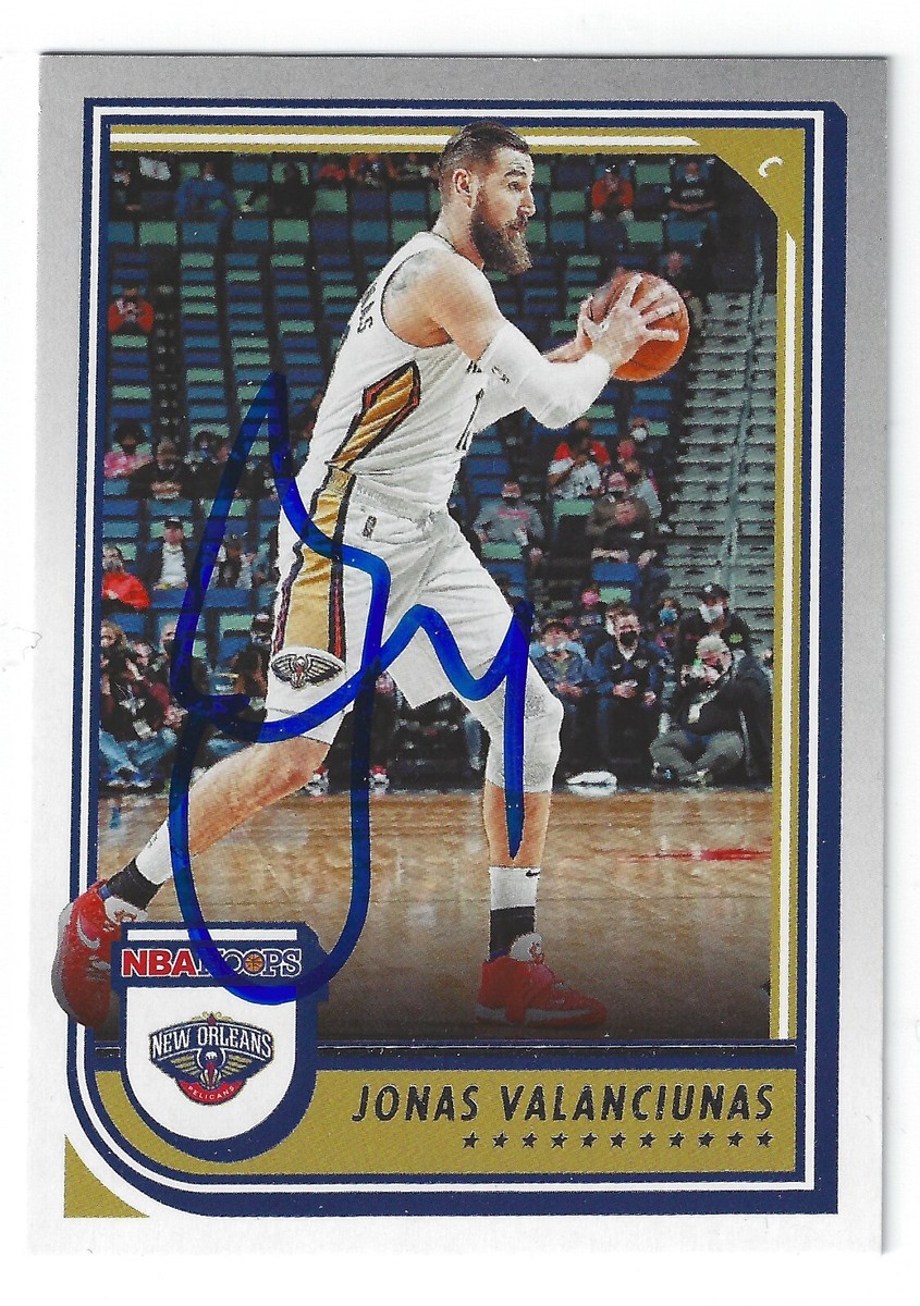 JONAS VALANCIUNAS NEW ORLEANS PELICANS SIGNED CARD MEMPHIS