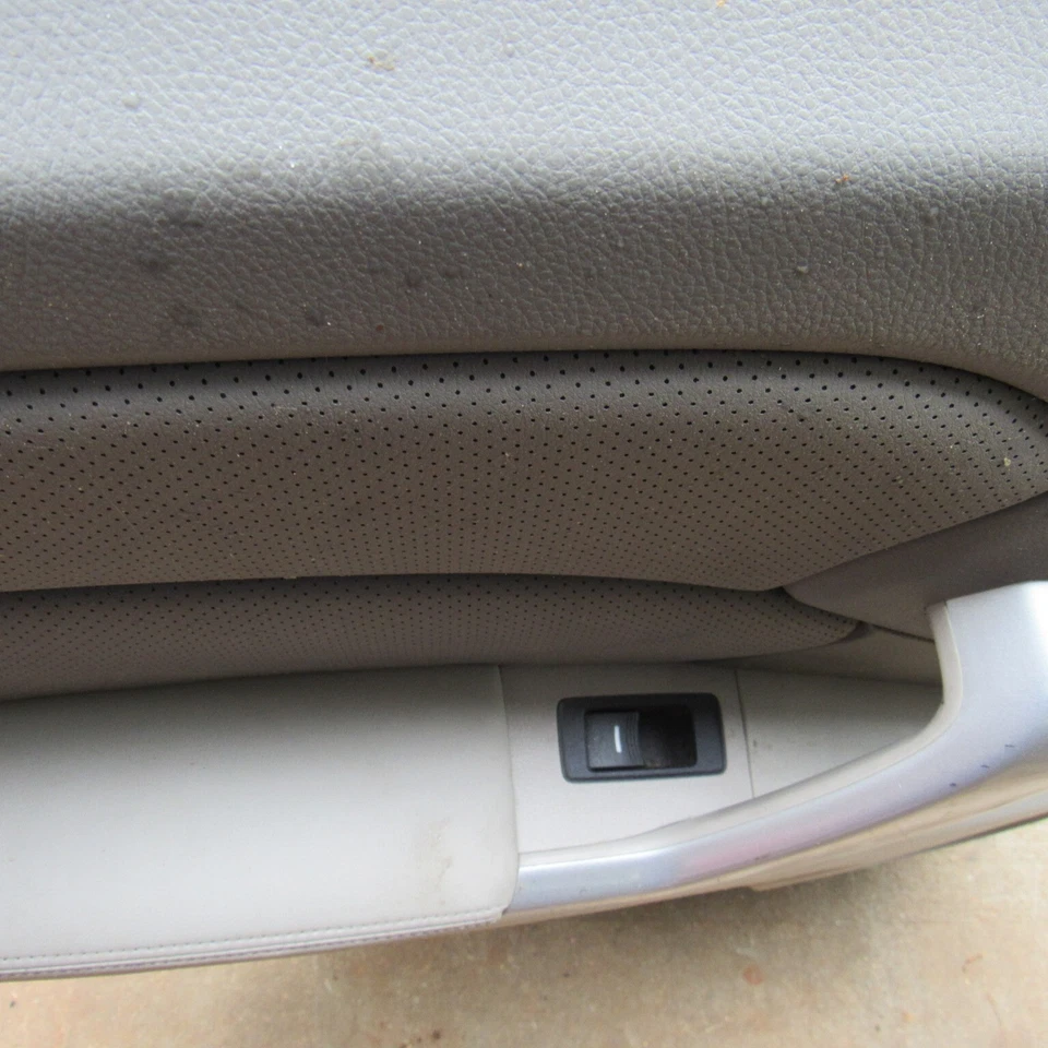 Acura RDX 2007 2008 2009 panel de moldura de puerta del lado del conductor trasero izquierdo OEM Foto 4 de 4