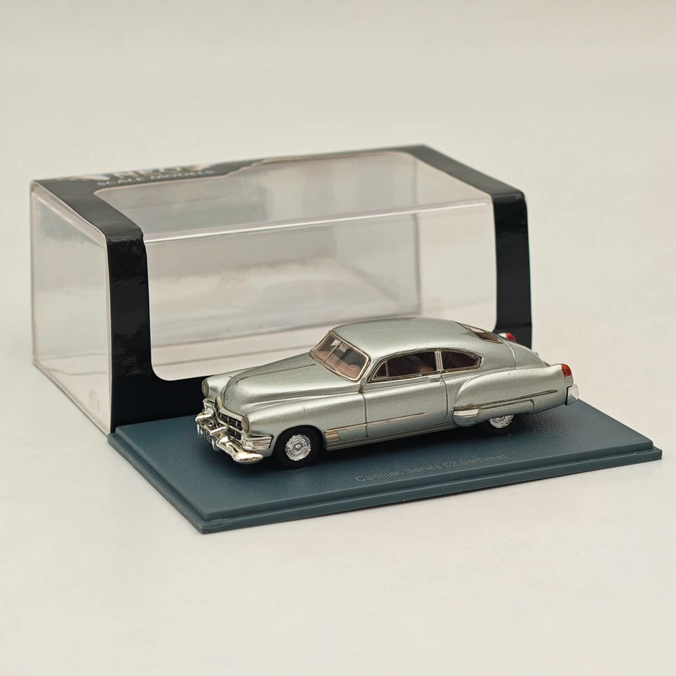 NEO SCALE MODELS 1/87 Cadillac Series 62 Sedanet Coupe Resin Car Limited Silver - Image 2 of 4