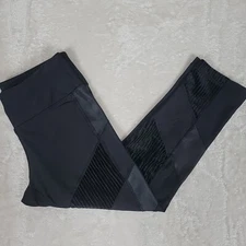 90 D degrees By Reflex M Woman's Black Cropped Leggings w/ Velvet Burnout
