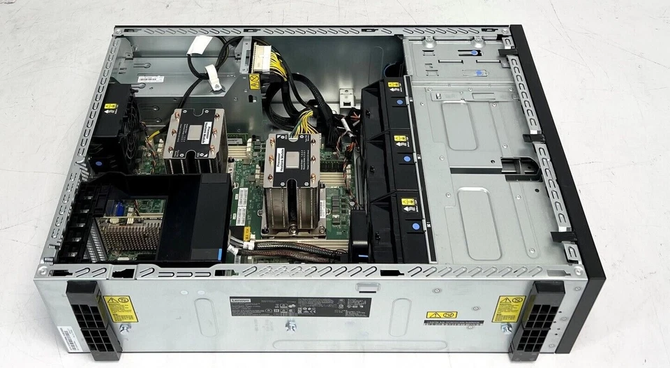 Lenovo ThinkSystem ST550 1st Gen Xeon-Gold Configurable Tower Server - Image 3 of 4