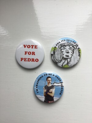 Napoleon Dynamite Y2K Abzeichen Pins x 3 alle aufgelistet Stimme für Pedro
