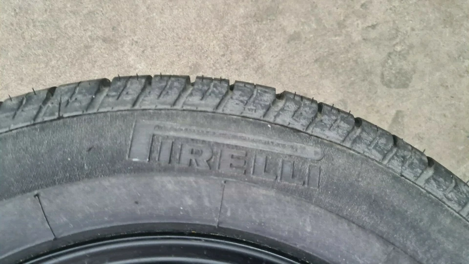 Ford Focus 1 I Reserverad Rad 5,5Jx14x47,5 185/65/14  14" 98ABGCE02340 PIRELLI  - Bild 2 von 4