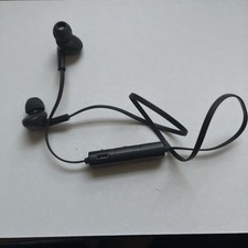 Sonic Bluetooth wireless earbuds in iHeart Radio carry case. NO MICRO-USB cable