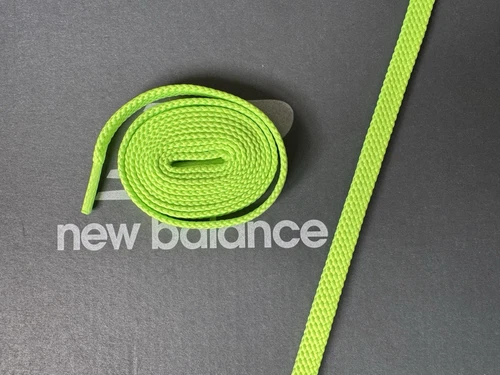 Lacci New Balance tessuto piatto verde fluorescente lunghezza 120 cm larghezza 8 mm 1 coppia