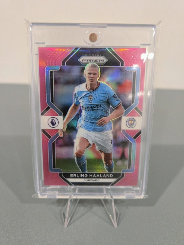 2022-23 Panini Prizm EPL Soccer Erling Haaland /199 Pink Prizm