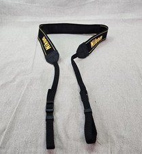 Nikon Original D40 Neck Strap Black w/ Yellow Logo   Never Used, Perfect Cond