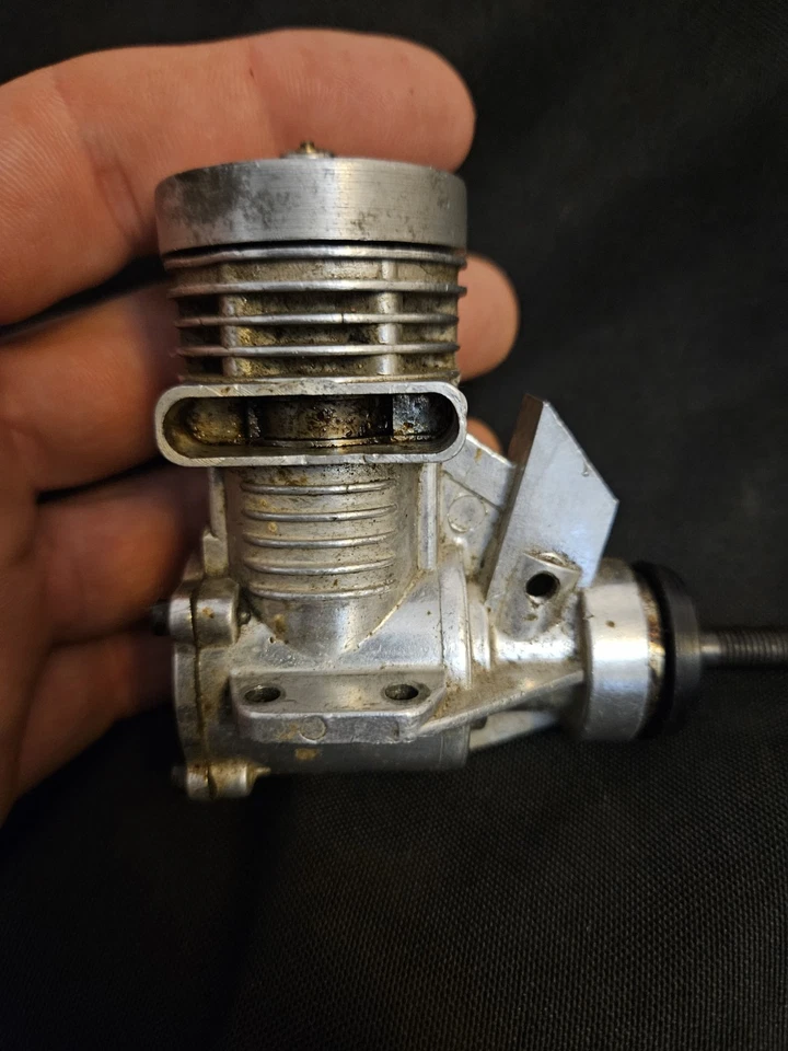 Motor Fox 36X Glow Vintage Años 60 Hecho en EE. UU. - Gran Motor de Avión RC de Compresión Foto 2 de 4