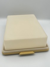 Vintage Tupperware Rectangle Cake Keeper Carrier Harvest Gold 622 Shear 623