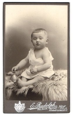 Fotografie E. Rudolph, Hof i /B., Altstadt-Lorenzstrasse 3, Portrait süßes Klei 