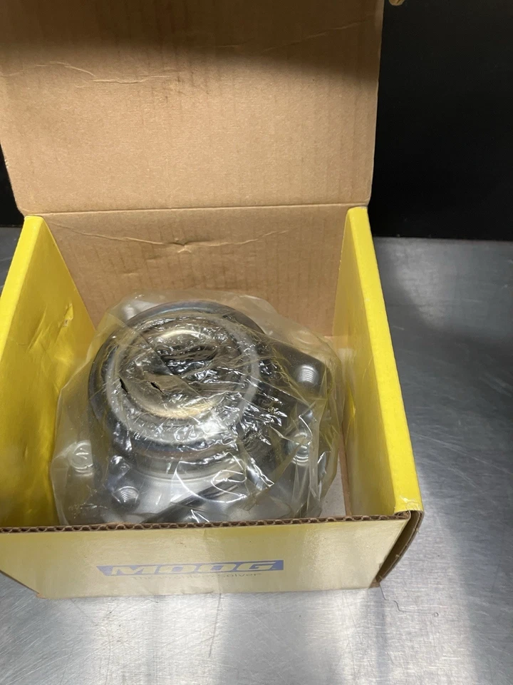 Conjunto de cojinete de cubo de rueda delantera Moog 513237 2006 2007 2008 Chevy HHR sin ABS Foto 2 de 2