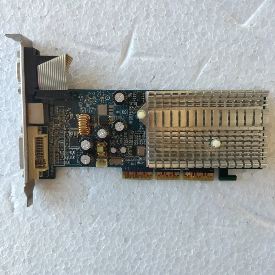 Scheda Grafica Video AGP 4/8X GDDR 128 MB 64Bit Nvidia Geforce FX-5200 PEAK - Immagine 3 di 4