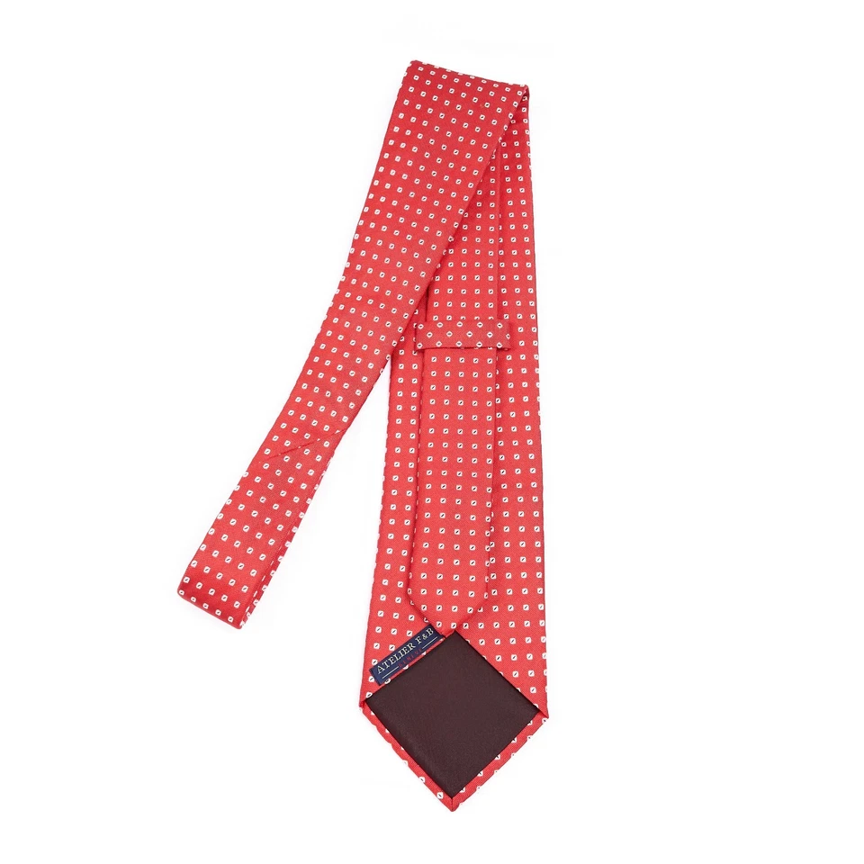 Corbata de seda Atelier F&B roja texturizada geométrica hecha en Francia 3,75x57 Foto 4 de 4
