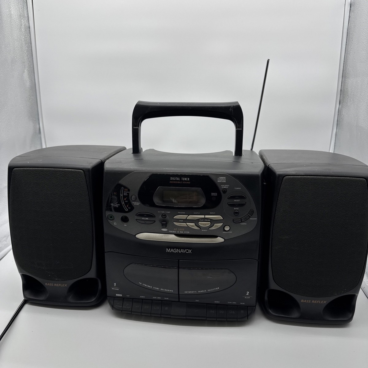 Classic MAGNAVOX AZ2808 CD/Dual Cassette Stereo Boombox AM/FM