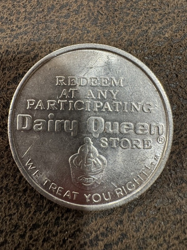 Vintage Advertising Dairy Queen Free Sundae or 40 Cents Off Royal Treat Token