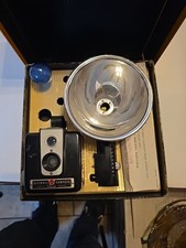 KODAK BROWNIE HAWKEYE Flash Camera Outfit in Original Box Model 177M VINTAGE