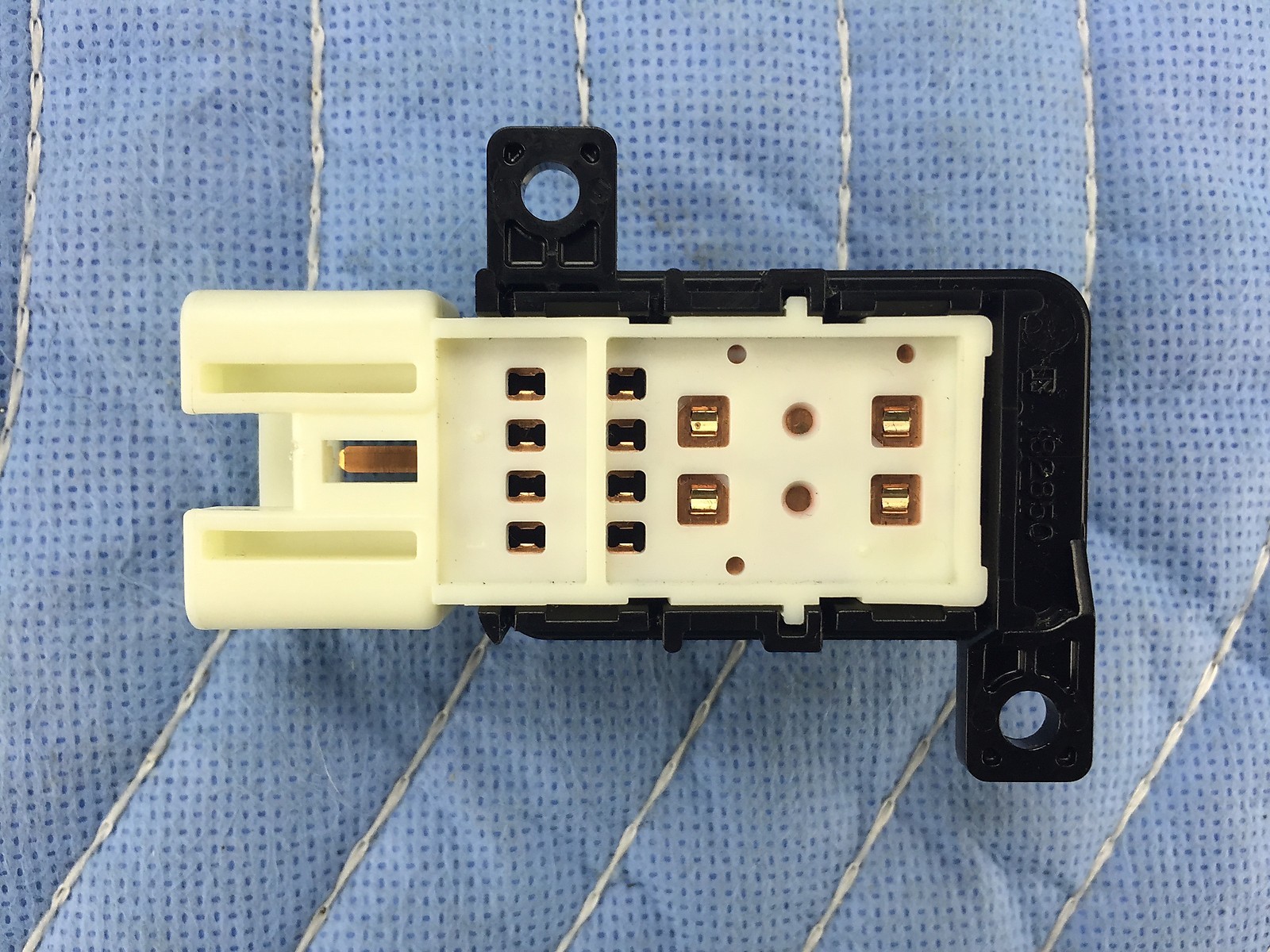 Lexus GX470 Front Driver's Seat Lumbar Support Switch 20032009 Ivory