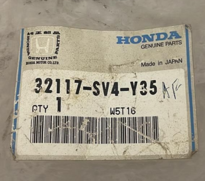 ① とわ　904545 1352-085-052 - Ford Mustang 94-01 V6 1994-95 V8 T5 World Class