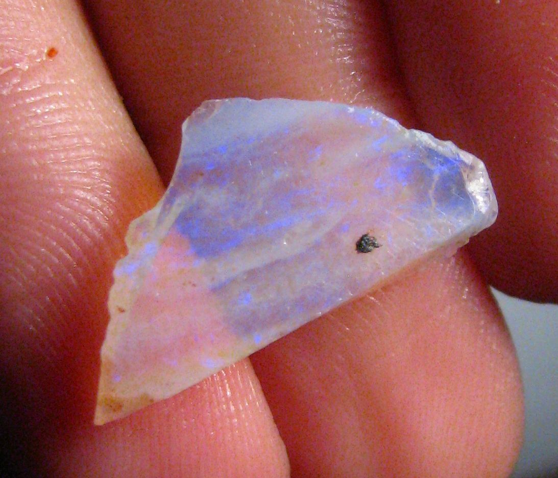 Opale brute Coober Pedy australie de 3.40ct pour création de bijou et collection