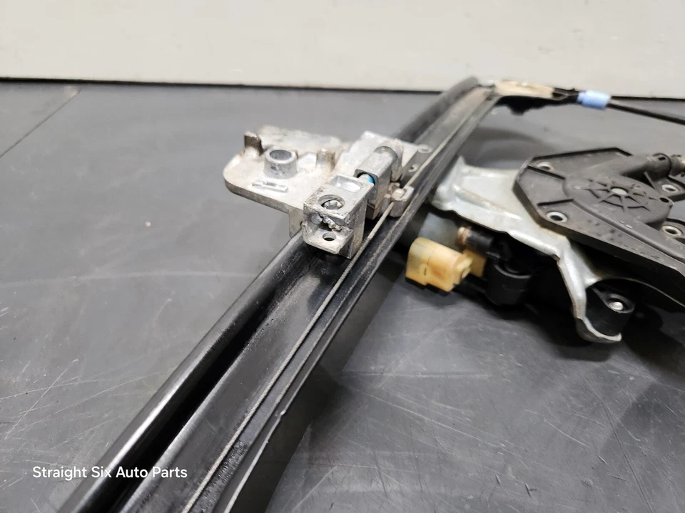 ✅ 01-06 Regulador de ventana de puerta del conductor delantero izquierdo OEM BMW E46 330Ci M3 con motor Foto 4 de 4