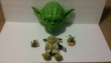 Star Wars Yoda 3D Wall Decor Light and figure lot