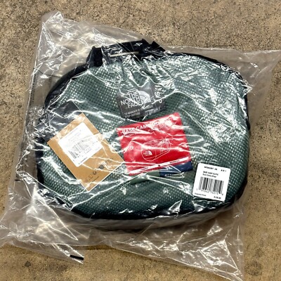 *NEW* The North Face BASE CAMP DUFFEL Small (50L) Dark Green (NF0A52ST A72)  