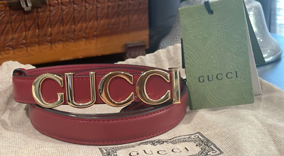 Gucci logo-buckle thin leather belt - New with tags, dust bag and box New Authentic Slim Black Leather Gucci Belt w/ Small Gold  main image 2