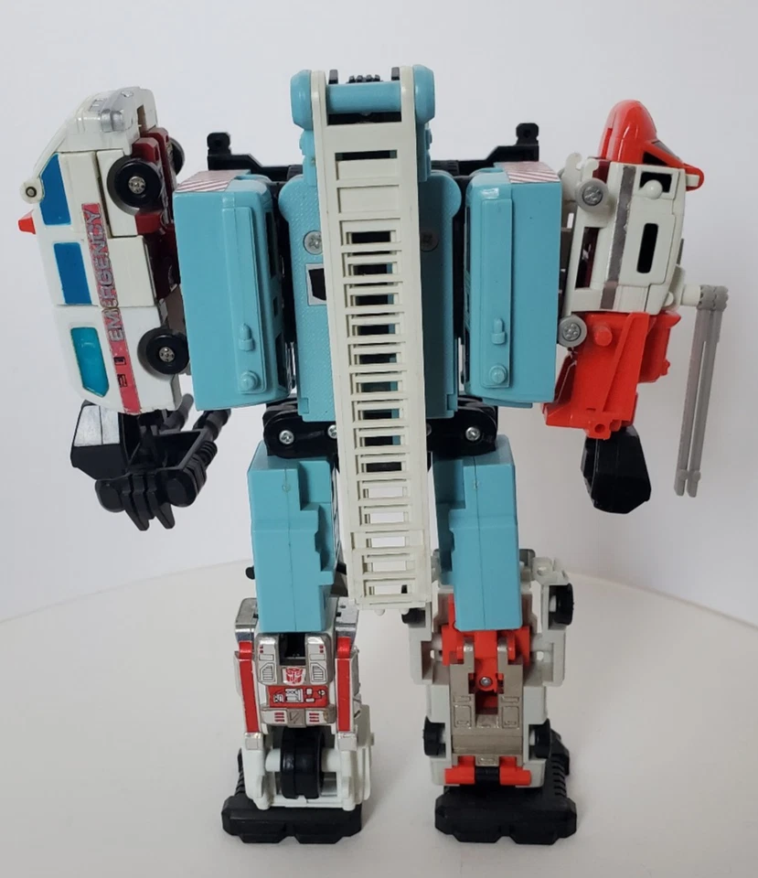 Transformers G1 DEFENSOR combiner: HotSpot, FirstAid, Streetwise, Blades, Groove - Image 3 of 4