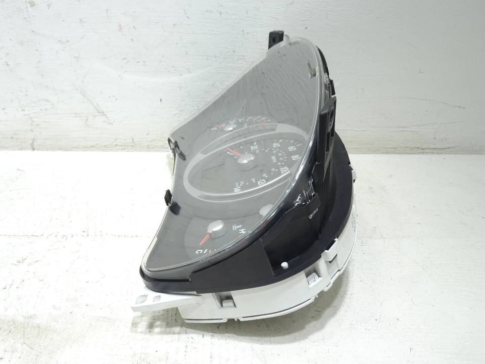 Cuadro de instrumentos velocímetro Hyundai Tucson 2008 94001-2E551 Foto 3 de 4