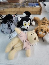 Disney ORIGINAL DESIGN Classic Pooh Eeyore Figaro  Tigger Bean Bag Plush Set