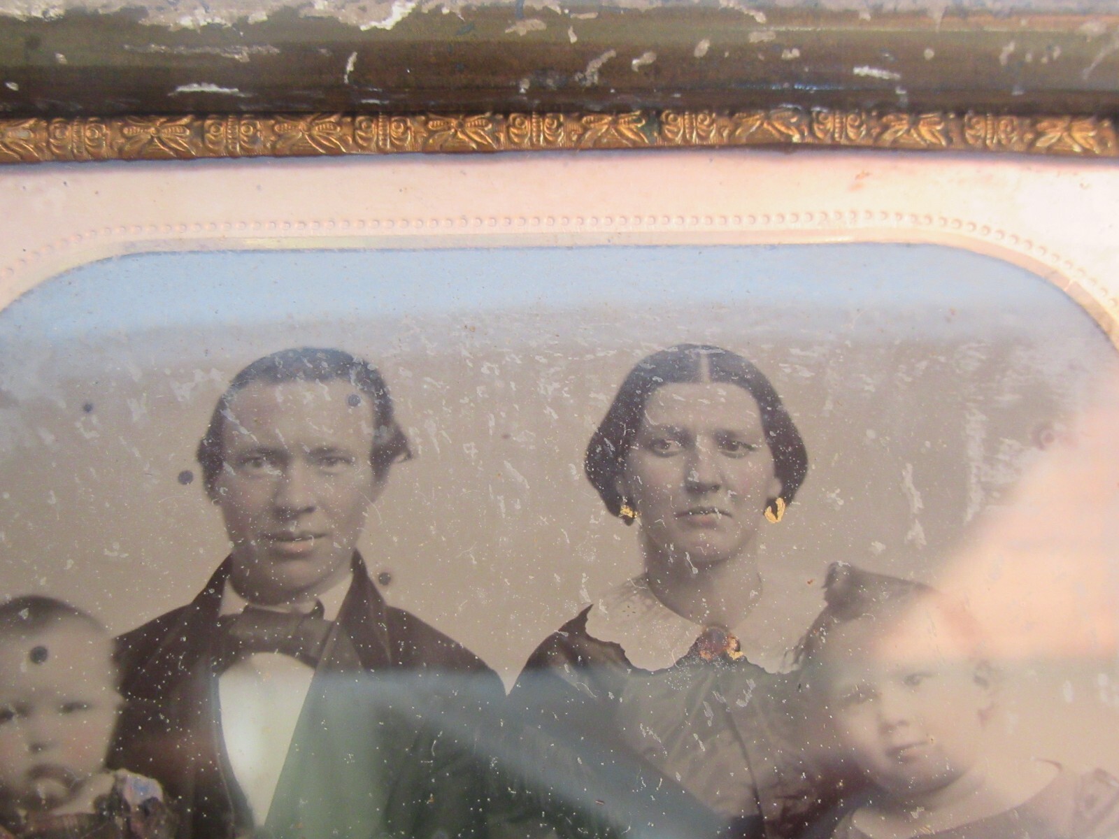 Picture 4 of 24