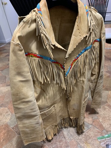 Vintage Native American leather fringe jacket with ripped top Right shoulder M - Picture 11 of 18